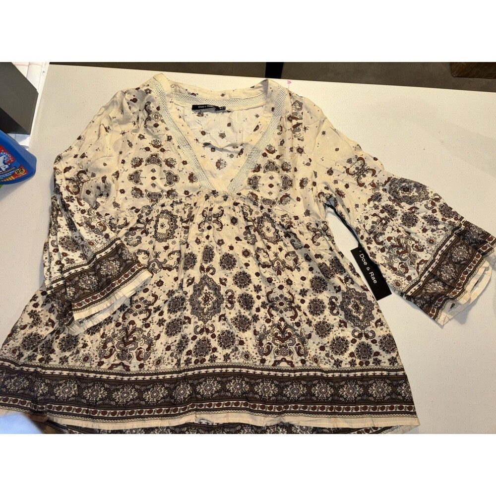 Doe & Rae Peasant Boho Top Medium Bell Sleeve Blouse